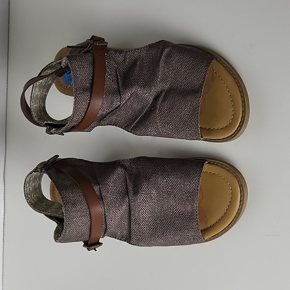 Blowfish Malibu women's balla wedge sandal, size 6.5 smokey mud. New no tag